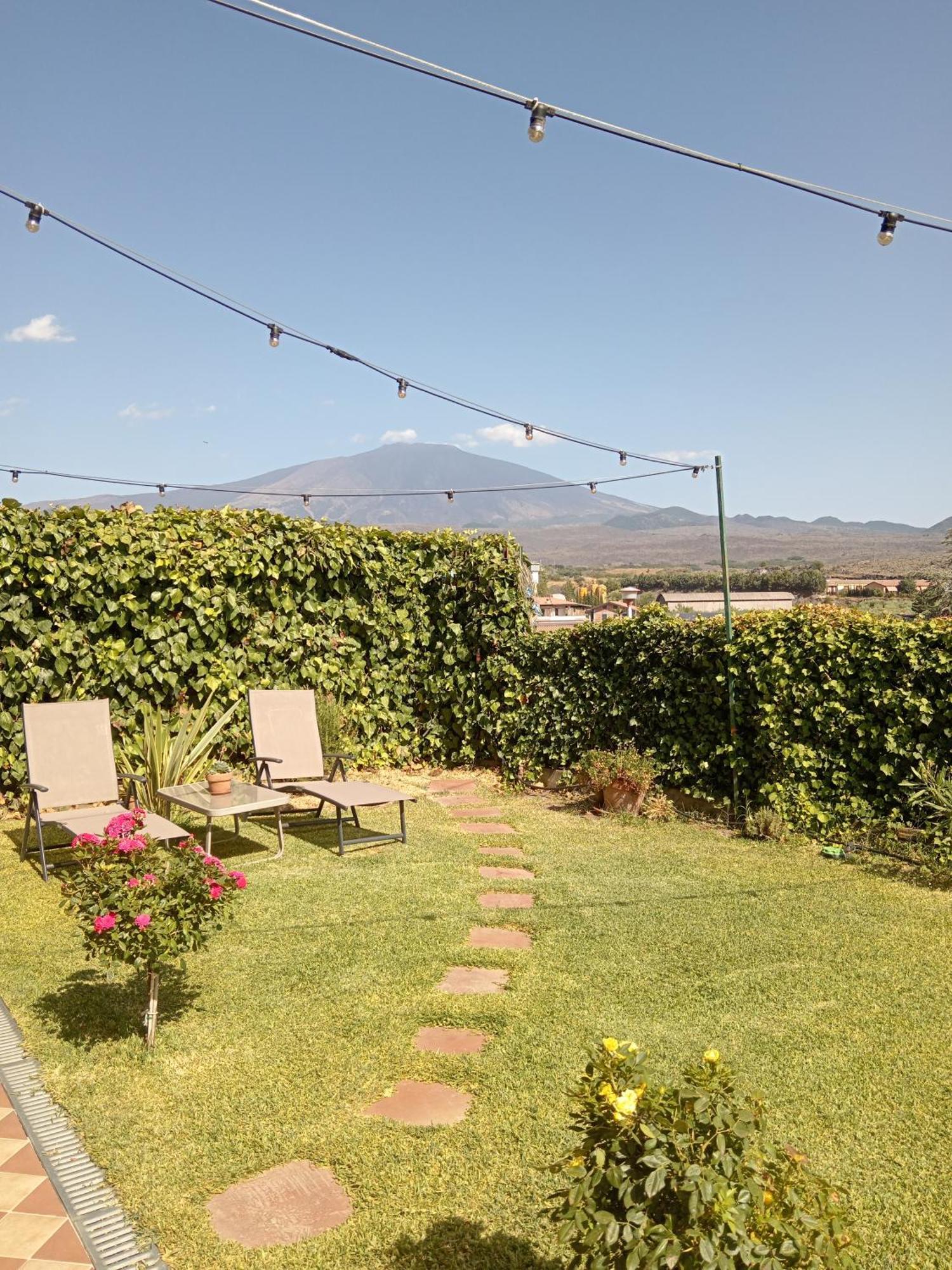 Bed and Breakfast Good Morning Etna Бронте Экстерьер фото